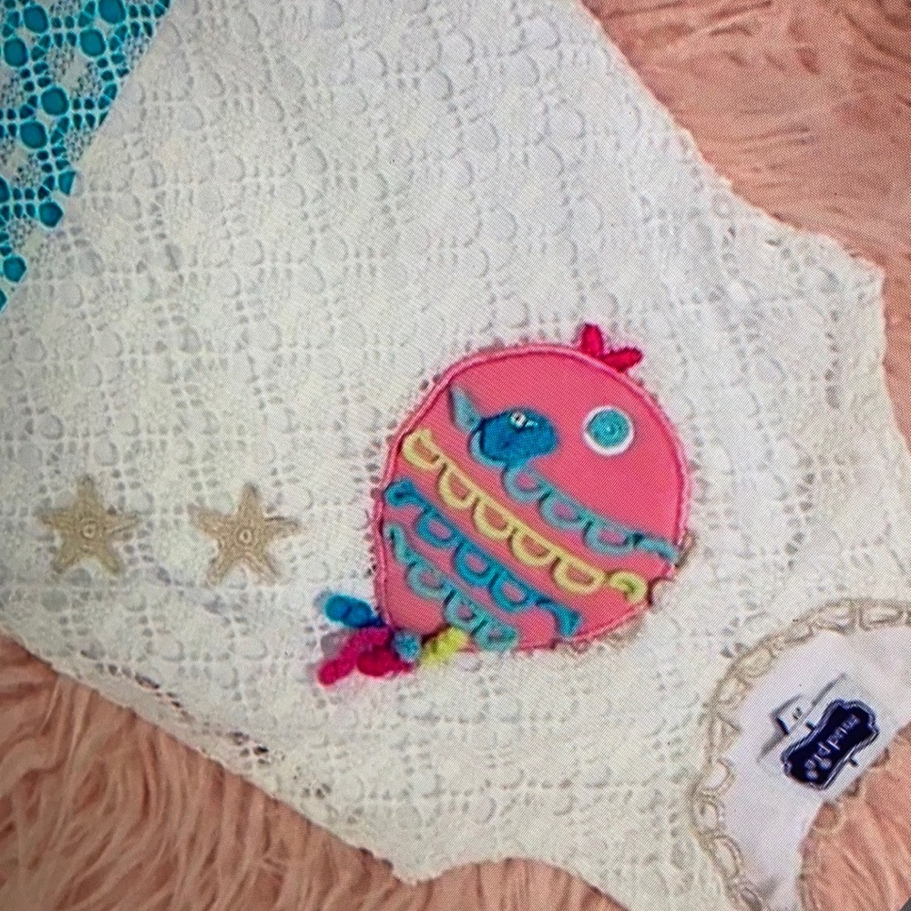 Fish design adorable lace blouse